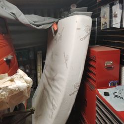 Queen Memory Foam Mattress - Organics Cotton 