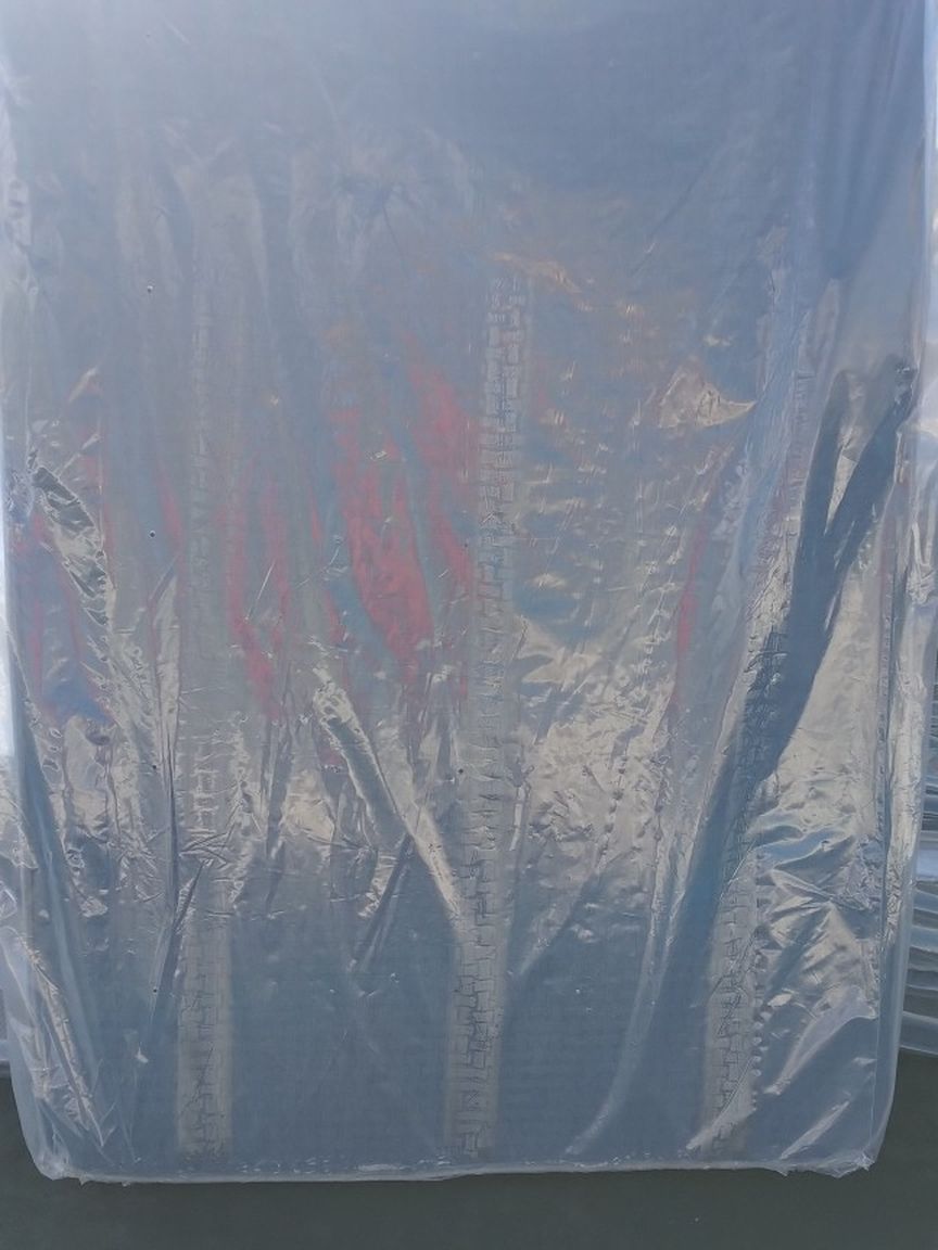 New Full Size Mattress And Box Spring