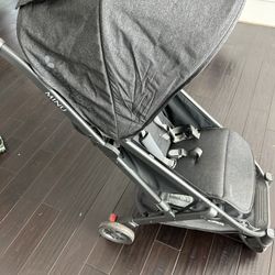 UPPAbaby MINU Stroller In Jake (Black) V1