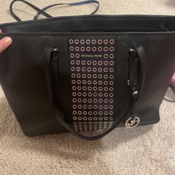 Michael Kors Hand Bag With Laptop Sleeve