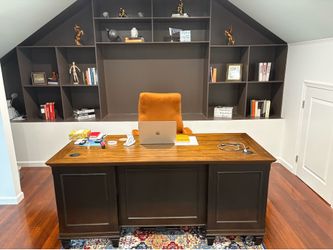 Executive Table
