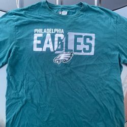 🦅 Philadelphia Eagles Long-Sleeve Shirt – XL – Like New