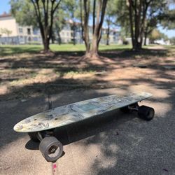 GLOBE SURF GLASS 24 SKATEBOARD