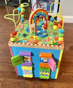 My busy Town Activity Cube