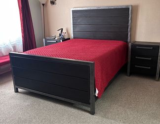 Modern wood and Iron bedroom set