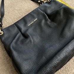 MICHAEL KORS Leather Handbag