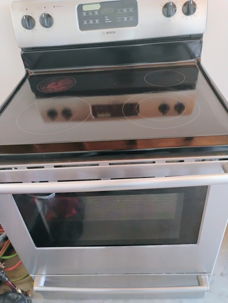 BOSCH STAINLESS STEEL ELECTRIC STOVE 4 BURNERS 