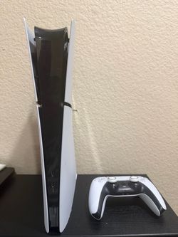 PS5 Controller with extra grips