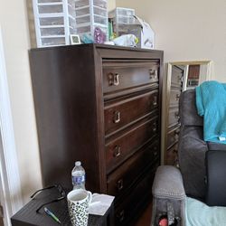 5 Piece  Set Dresser, Mirror, Tv Console, Chest And Night Stand 