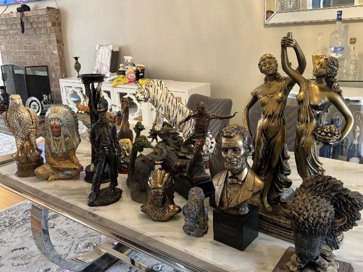 Collection Figures/Sculptures 