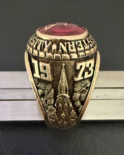 💍🔥 Vintage 1973 Phi Gamma Delta Ring – Balfour 10K | 21g | Ruby-Red Stone | Excellent Conditio