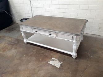 New cocktail table see pictures for dimensions