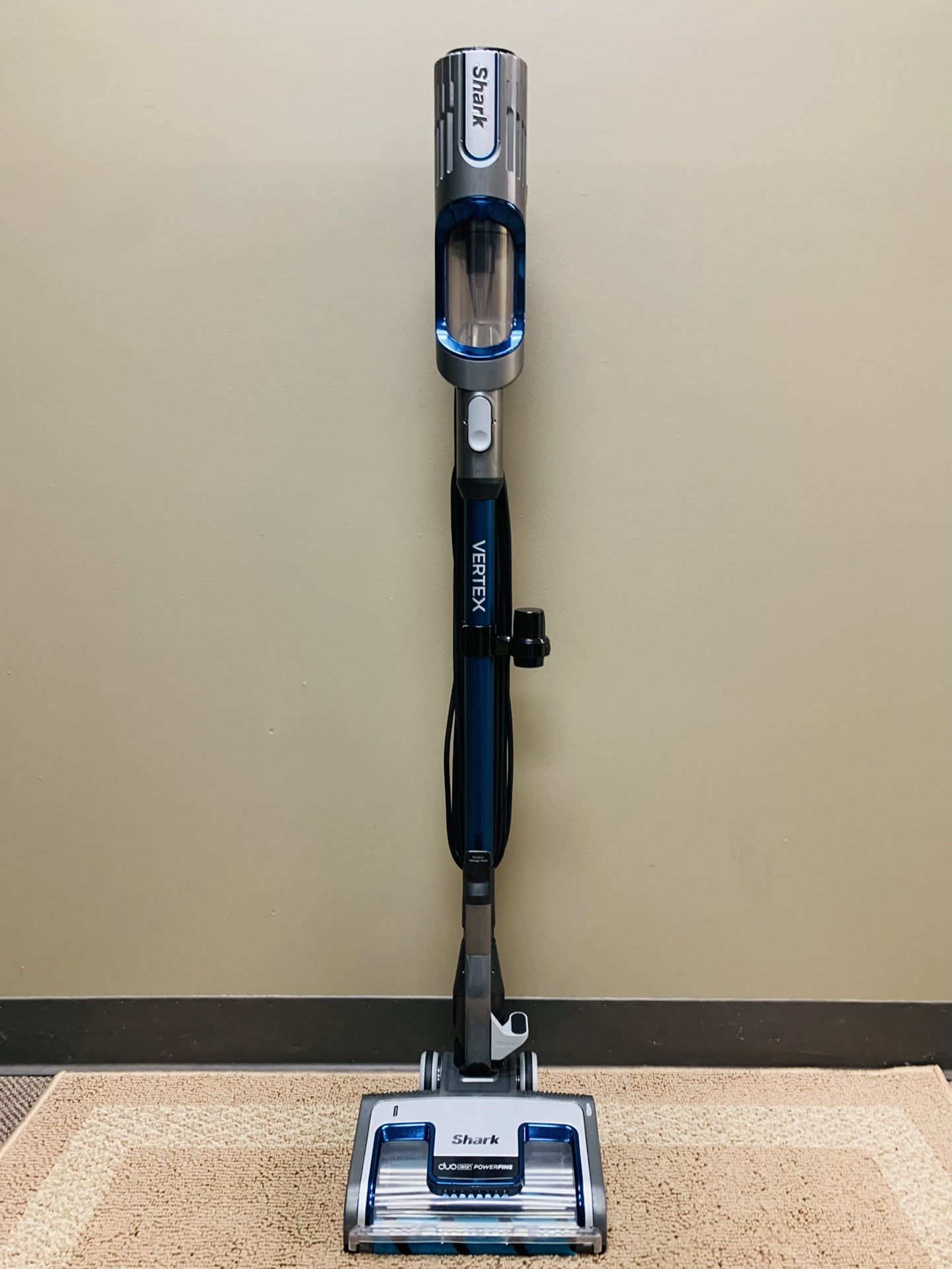 Shark Vertex Duo Clean Powerfins Slim Vacuum Cleaner