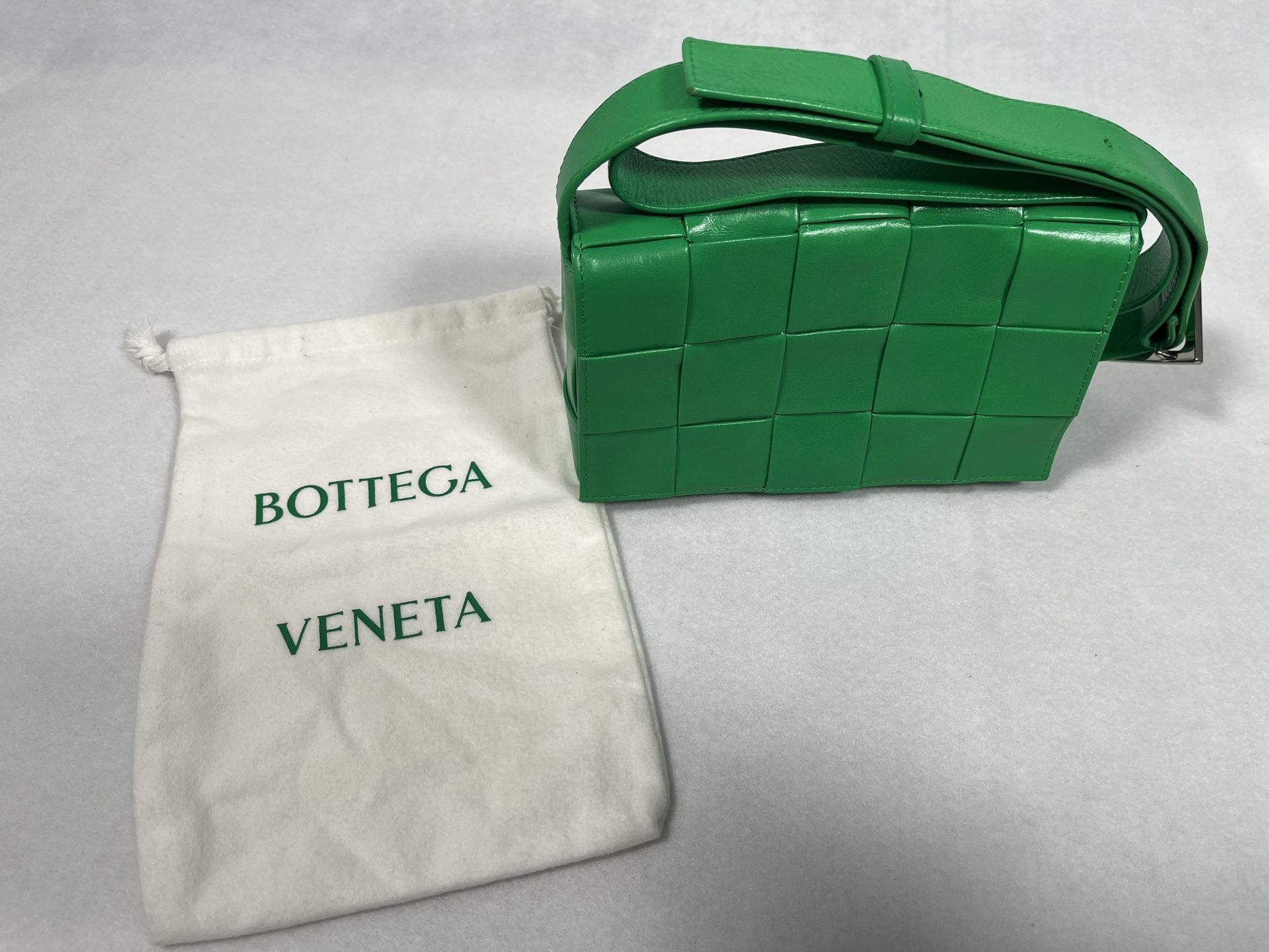 Bottega Veneta Borsa Leather Crossbody Bag Green New