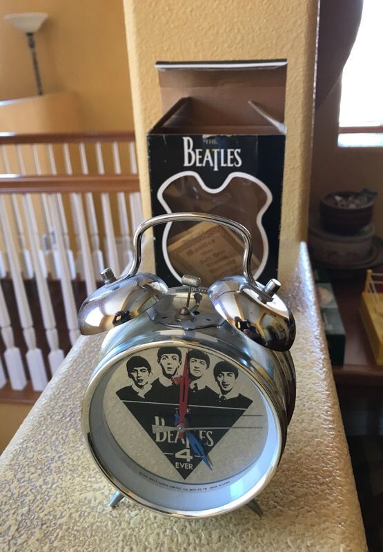 Working Beatles alarm clock