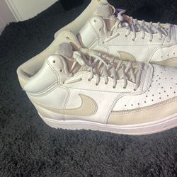 White Court Vision Mid Women’s 10