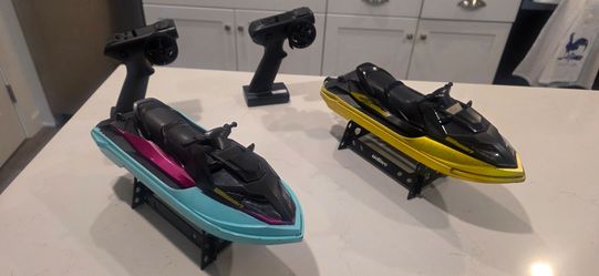 Rc 1/10 UDI JET SKI