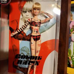 Goldie hawn  Barbie doll perfiked in box