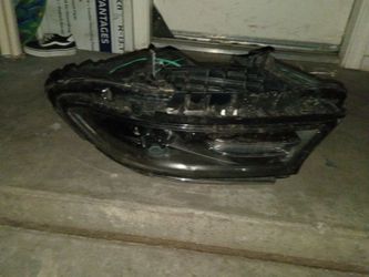 Left head light dodge charger