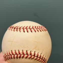 Willie mays  signed autographed baseball ball 