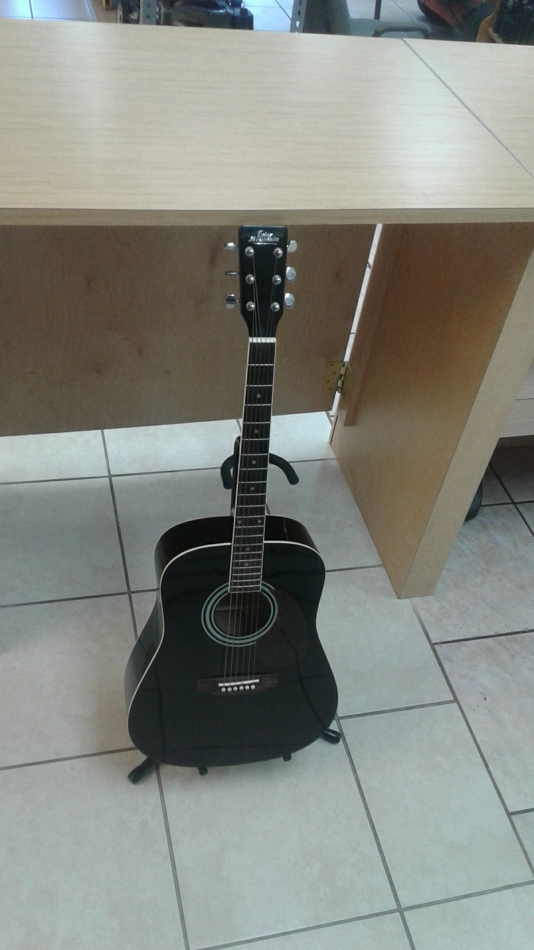 Tyler Mountain Acoustic Guitar,Model TM10-BL