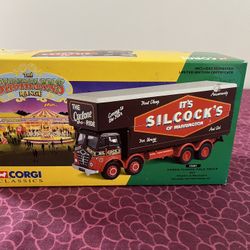 Corgi 12601 1:50 It's Silcock's Classics Foden Closed Pole Truck Set “NEW”