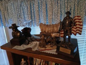 WESTERN DECORATIONS