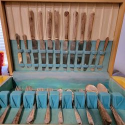 Vintage 1935 Blonde Silverware Case ONLY Blue Lining NO Silverware 