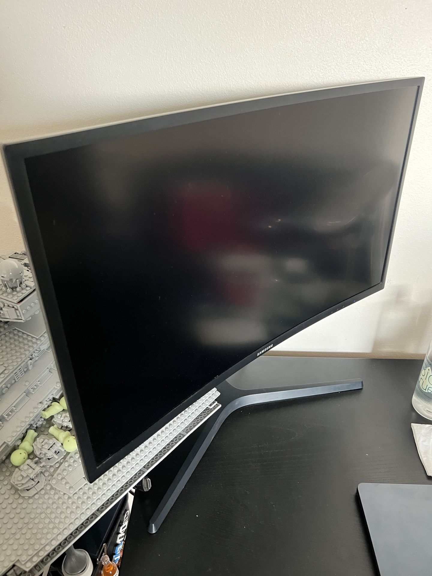 Samsung C27FG7X 27in 144hz 1ms Curved Monitor