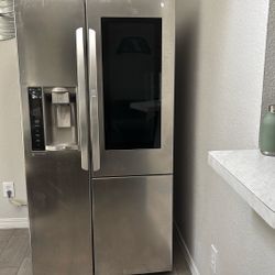 Lg Smart ThinQ Fridge 