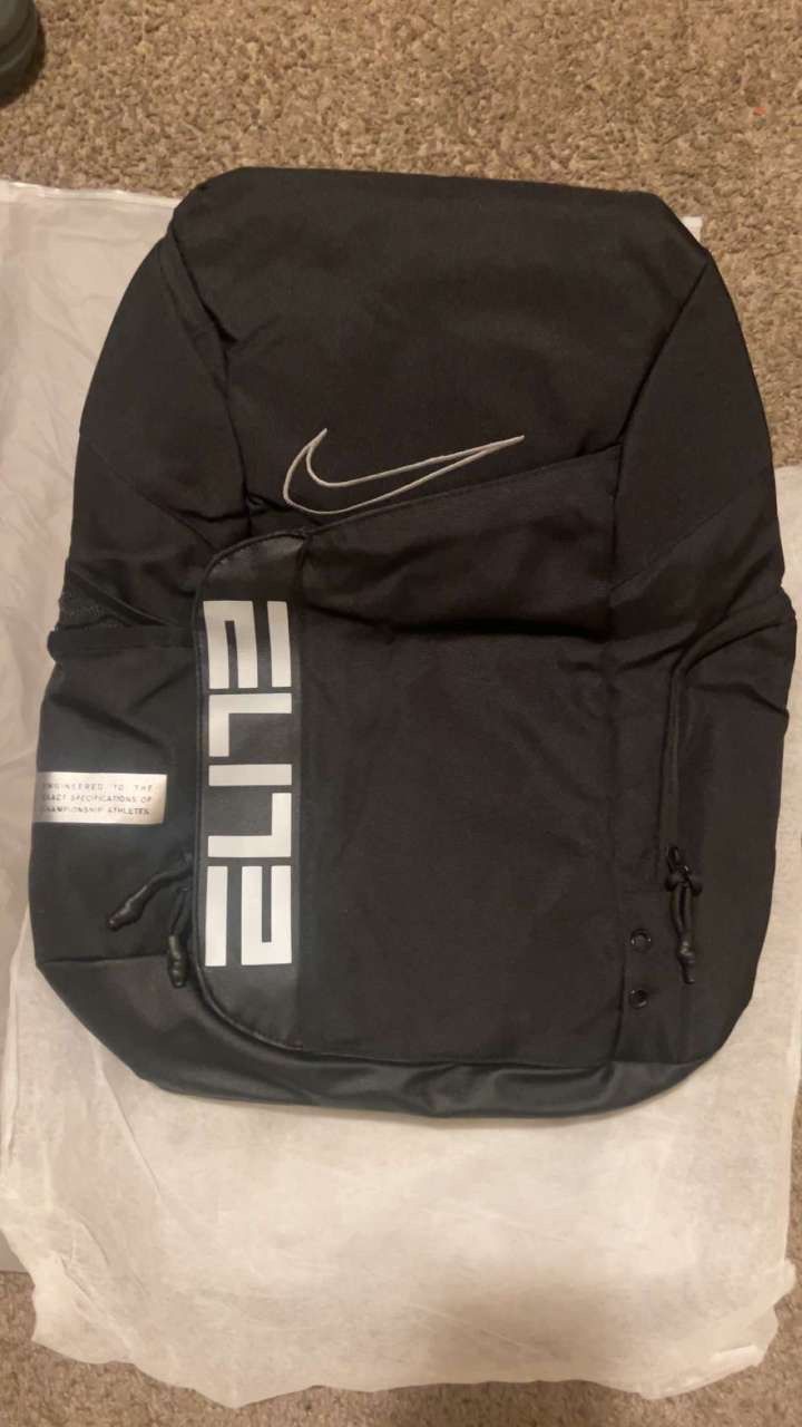 Nike Elite Bag