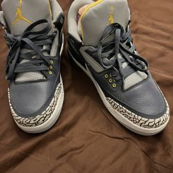 Air Jordan 3 Retro PE Michigan Wolverine Colorway