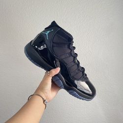 Jordan 11 Gamma Mens & Youth (GS)
