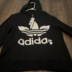 Adidas Sweater & Hat 