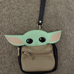 baby yoda mini bag