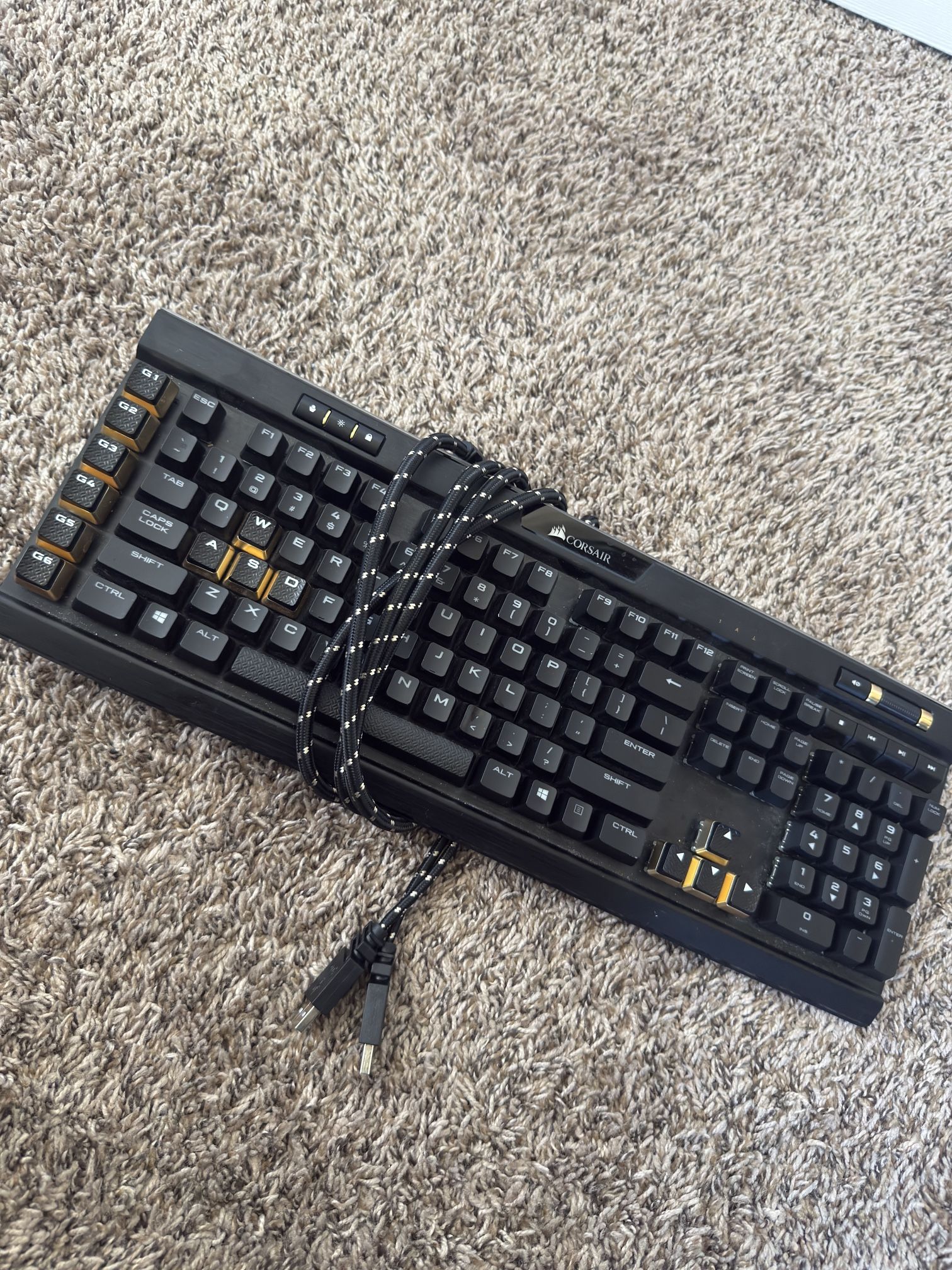 Corsair Keyboard 