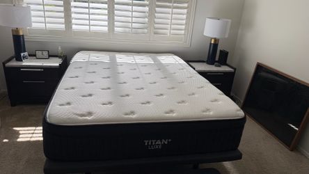 Brooklyn Bedding Titan Plus Luxe - Queen Mattress
