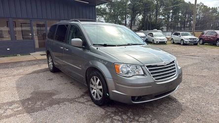 2009 Chrysler Town & Country