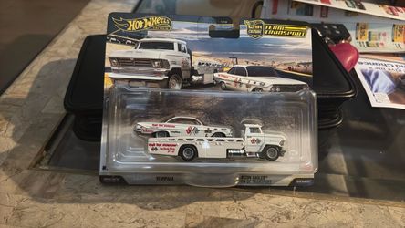 Hot wheel, beautiful truck and trailer