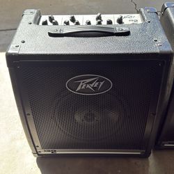2 Peavey KB 2 Keyboard Amplifier