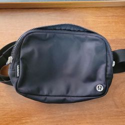 Small Lululemon Bag