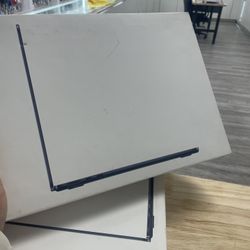 13 Inch MacBook Air Apple M2 Chip 256gb 8gb Ram