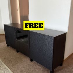 FREE Tv Stand