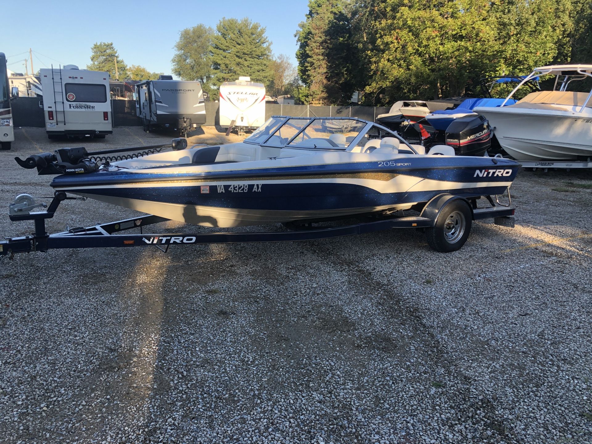 2000 Nitro Sport 205