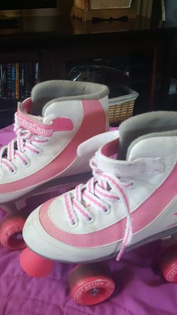 Girls size two skates