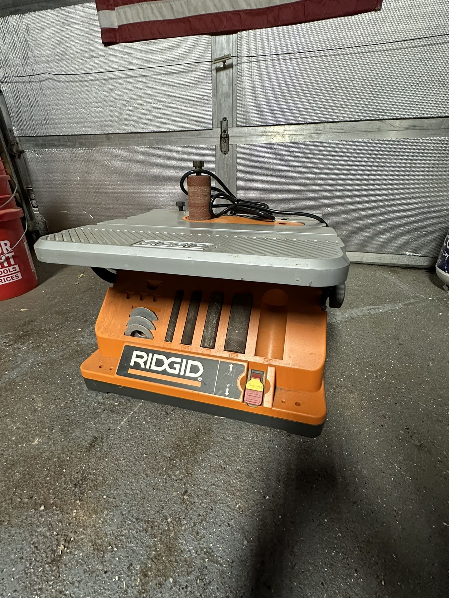 Ridgid oscillating sander 