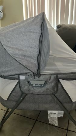 Safety First Nap And Go Rocking Bassinet