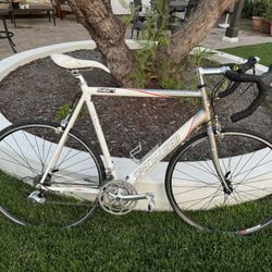 SPECIALIZED ALLEZ A1 Road Bike - 9 speed Bicycle - 56cm