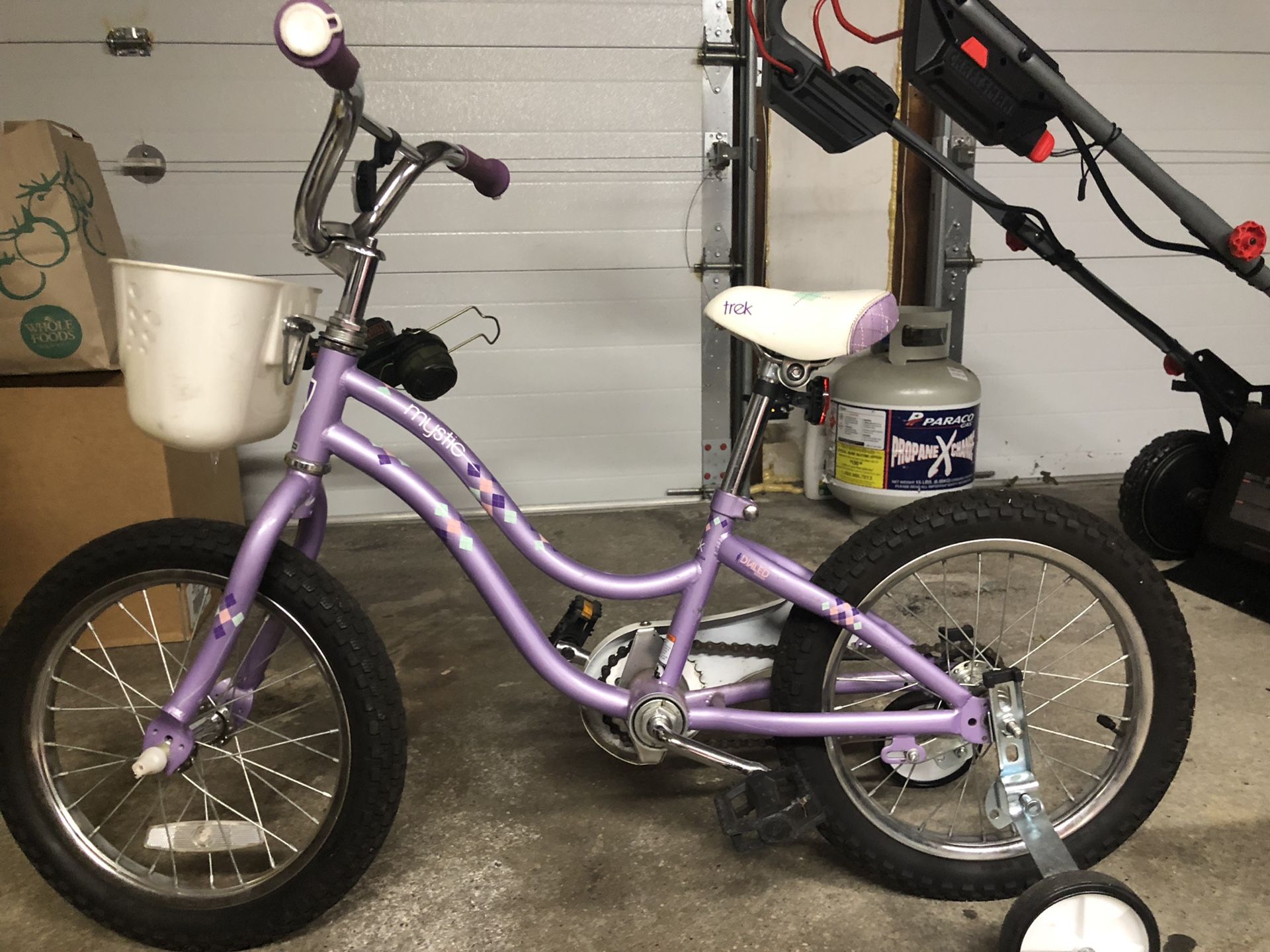 Girls bike