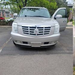 2008 Cadillac Escalade ESV Luxury 